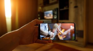 Industria del espectáculo apuesta por conciertos vía streaming