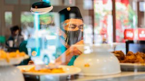 Restaurantes refuerzan sus canales de ventas