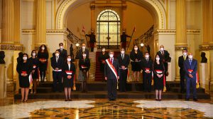 Francisco Sagasti tomó juramentó al gabinete liderado por Violeta Bermúdez