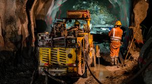Empleo en minería alcanza nivel similar al registrado antes de pandemia