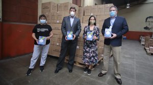 CCL e Imaco entregan donación de 40.000 mascarillas