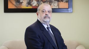 Mariano Peña: «Se debe mantener el uso de octógonos mediante adhesivos»