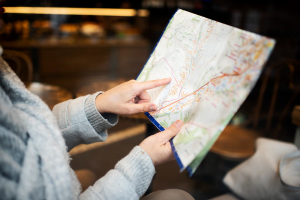 ¿Viajas con un adulto mayor? Descubre qué lugares deberían visitar