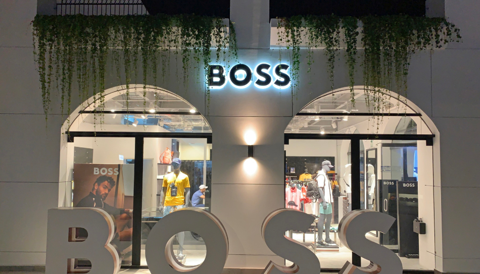 Hugo Boss presentó su campaña #BEYOUROWNBOSS en el Boulevard de Asia