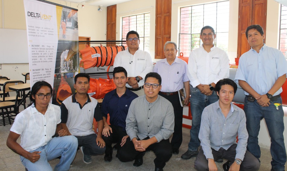 CIDELSA dona muestras de mangas de ventilación a escuela de minas de la UNMSM