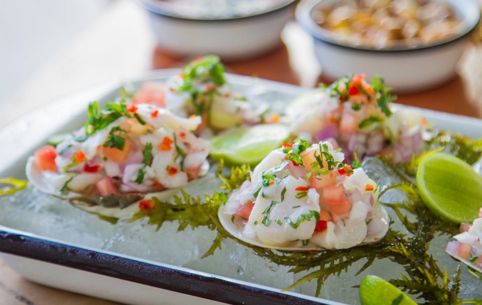 Receta: Prepara unas deliciosas Almejas a la chalaca