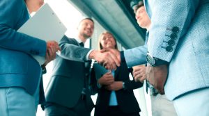 ¿Qué es el delito de abuso de poder económico y cómo se sanciona?