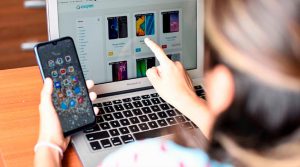 Perú importó más de 2.6 millones de teléfonos móviles a agosto