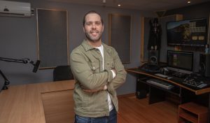 Renzo Mena: «Audiocast es una casa de audio dedicada a la creación de piezas sonoras innovadoras»