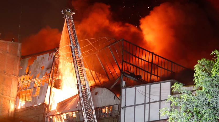 Incendio en el Centro de Lima hoy