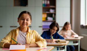 Santillana regalará 2 gift cards de 700 soles por inicio de año escolar: ¿Cómo participar?