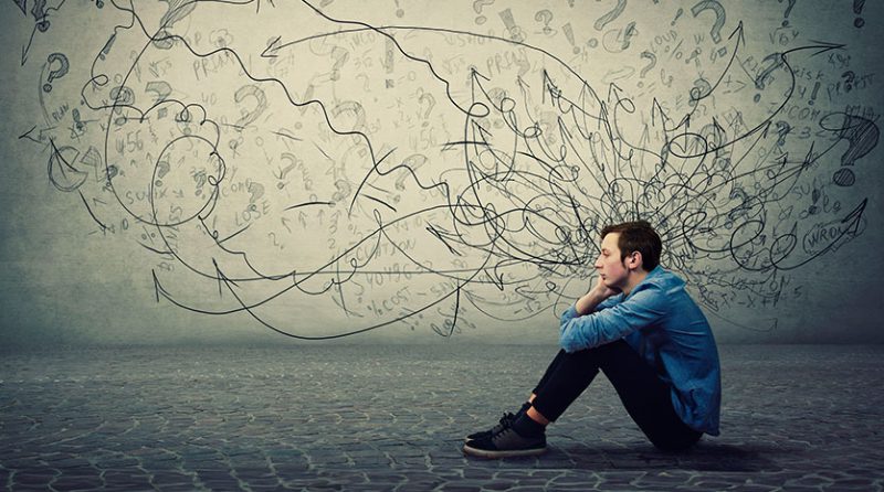 Más de 1 500 000 de jóvenes en Perú no estudian ni trabajan