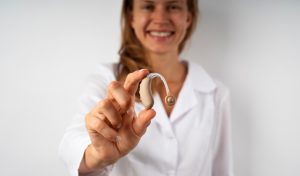 ¿Tienes problemas auditivos? Audición tiene productos para potenciar tu capacidad de escuchar