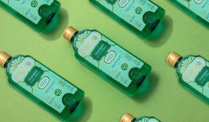 Verano 2025: Fátima, asociado de la CCL, ofrece el shampoo orgánico ideal para proteger tu cabello