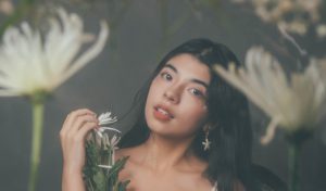 Alunna hace su debut musical con la canción “Kill the time” | VIDEO