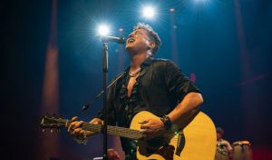 Carlos Vives regresa a Perú con su tour “El rock de mi pueblo vive”: fecha oficial y venta de entradas