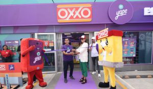 OXXO inaugura nueva tienda insignia en colaboración con Yape