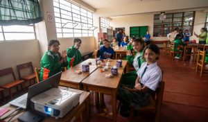 Año escolar 2025: Consejos para que las adolescentes manejen su menstruación sin preocupaciones