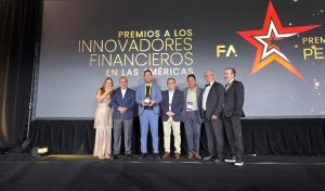 Caja Arequipa, asociado CCL, fue reconocida con el Premio Platino por su app P51