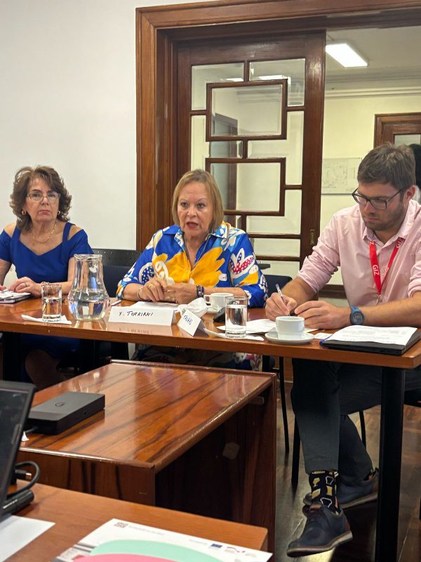 CCL y la Comisión de la Mujer impulsa la lucha contra el hostigamiento laboral en el país. 