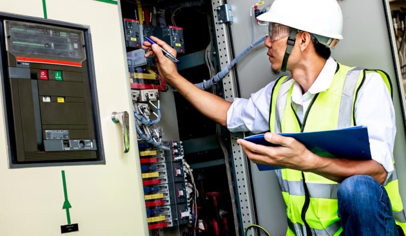 6 peligrosos errores eléctricos que los maestros de obra deben evitar