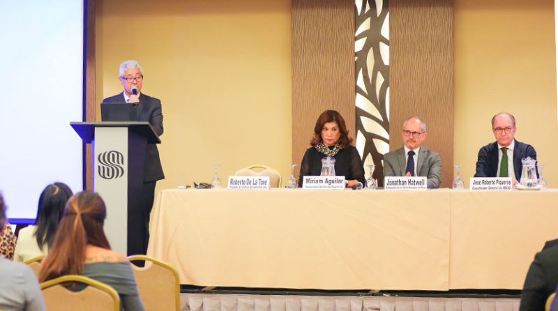 CCL comprometido en la lucha contra la violencia hacia la mujer.