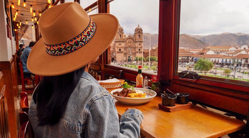 Descubre tácticas efectivas para atraer clientes, aumentar ingresos y fortalecer tu marca durante la campaña de las Fiestas Patrias.