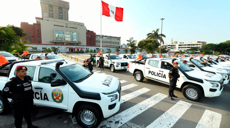 Gobierno aprueba plan para modernizar, repotenciar y renovar el equipamiento de la Policía Nacional