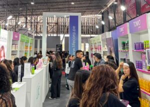 Life presenta innovaciones en cosmética y cuidado capilar en CosmoBeauty Professional 2025