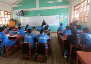 Jóvenes peruanos son reconocidos por sus iniciativas de impacto social